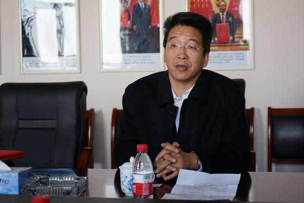 常务副会长王冲