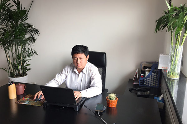 常务副会长范仲科